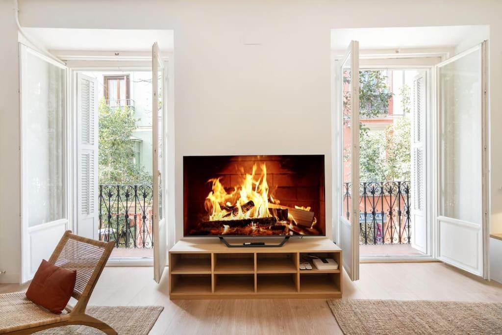 Apartamento Chueca Fuencarral - 5 Bdrms 5 Baths 12 Pax Madrid