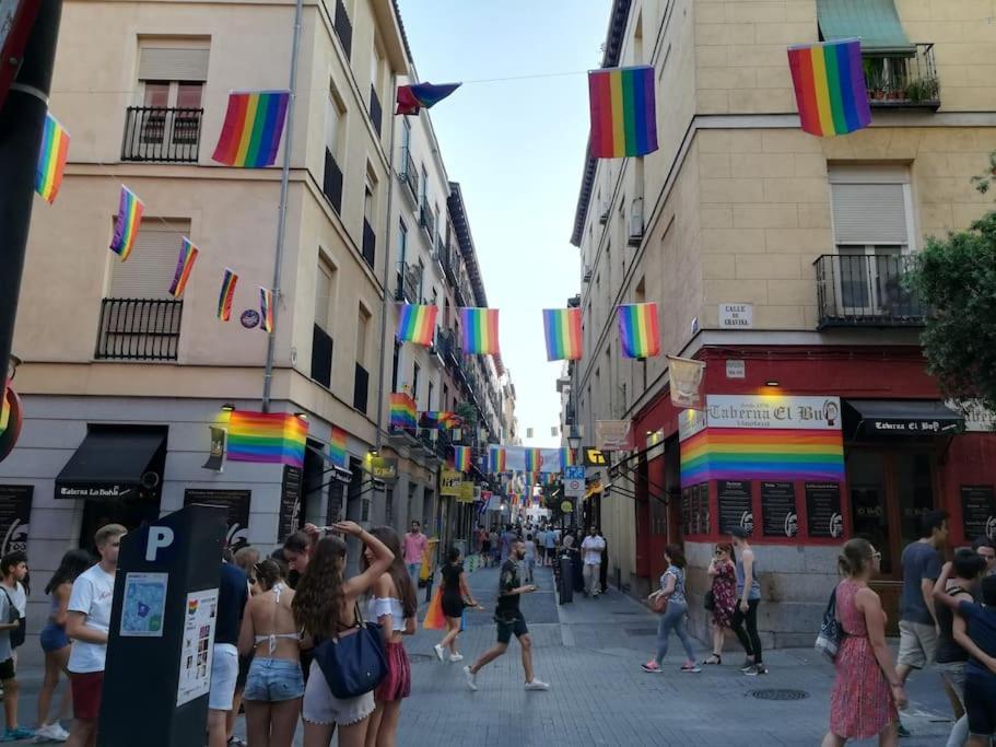 Chueca Fuencarral - 5 Bdrms 5 Baths 12 Pax Apartamento *